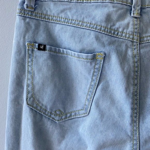 Lovesick Distressed Jeans, Size 1 - Picture 11 of 14